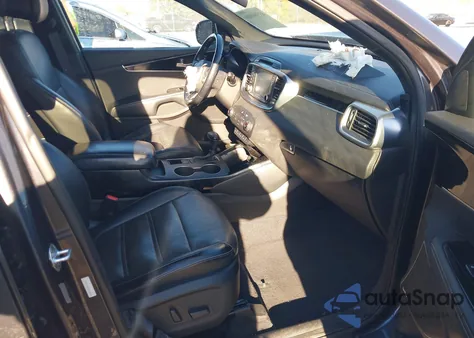 2016 Kia Sorento 3.3L Sxl z USA, uszkodzony, nr VIN 5XYPK4A5XGG100329